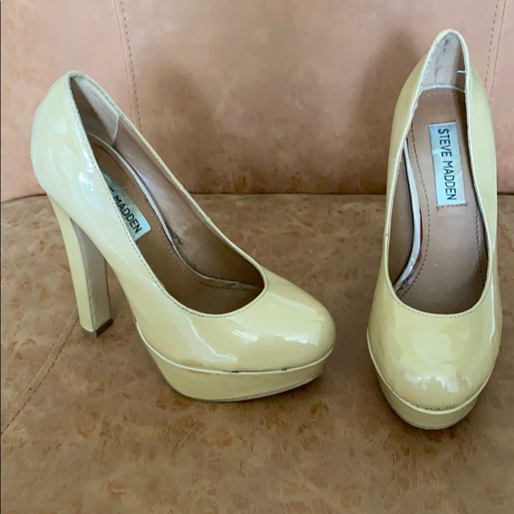 Steve Madden Platform Nude Leather Heels Size 6